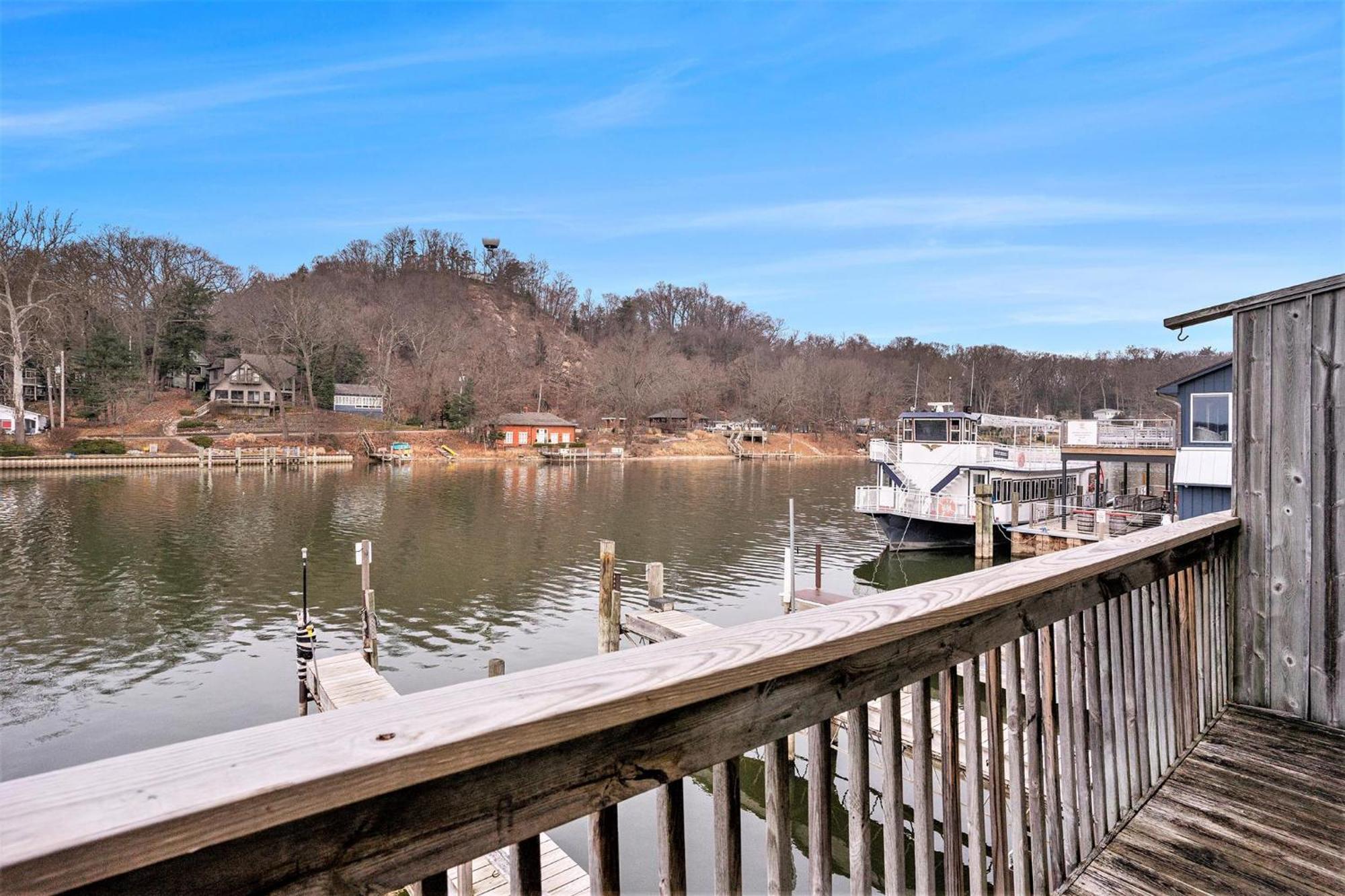 Riverside Suites - Unit A Saugatuck Buitenkant foto