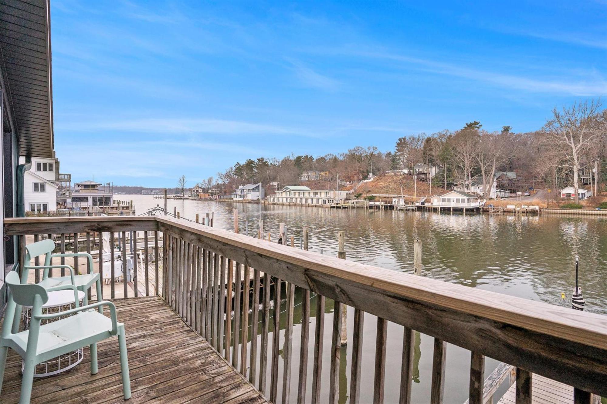 Riverside Suites - Unit A Saugatuck Buitenkant foto