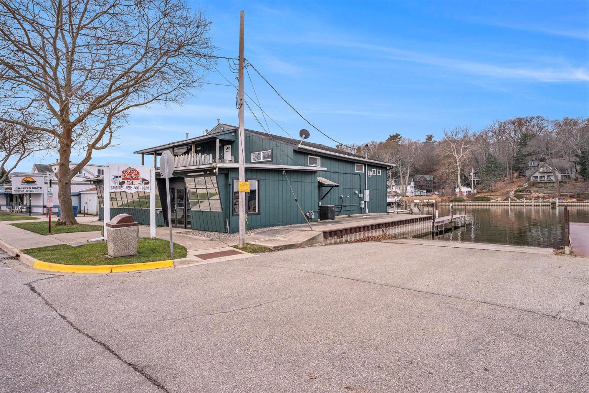 Riverside Suites - Unit A Saugatuck Buitenkant foto